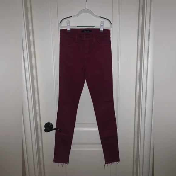 Worn once! J BRAND Photo Ready Deep Plum Skinny Jeans Raw Hem Perfect condition - Picture 9 of 15